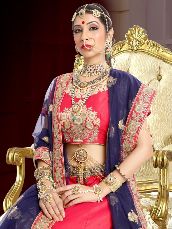 Buy Royal Antique Kundan Bridal Set - Image 2