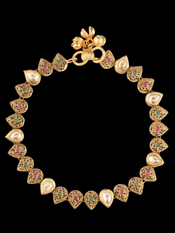 Buy Unique Semi Gold Polished Antique Kundan Jewelry for Bride - Image 11