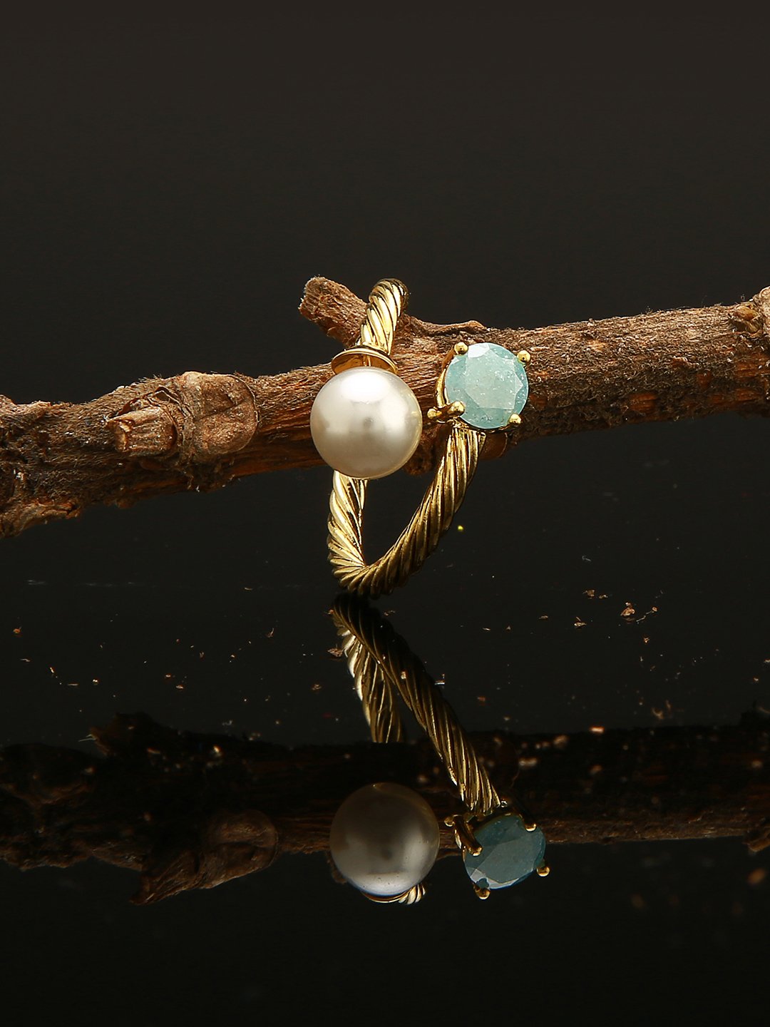 Spiral Infinity Finger Ring - Image 3