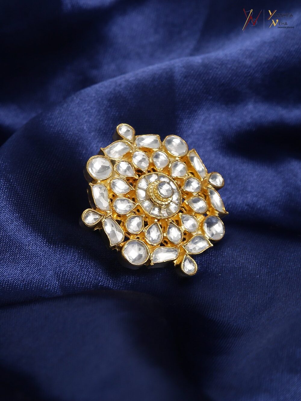 Square shaped Kundan Finger Ring - Image 2