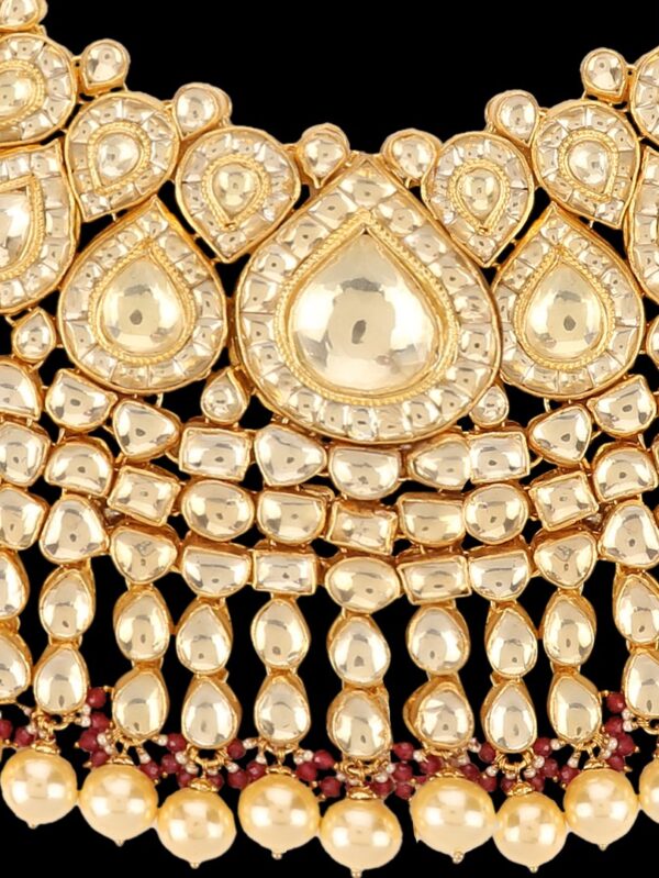 Buy Opulent Kundan Elegance Set - Image 12