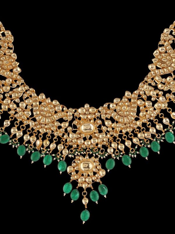 Buy Opulent Kundan Elegance Ensemble - Image 7