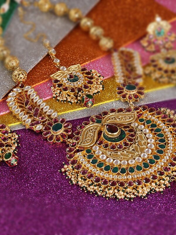 Buy Incredible Antique Traditional Vilandi/ Polki/ Kundan Jewelry Set - Image 3