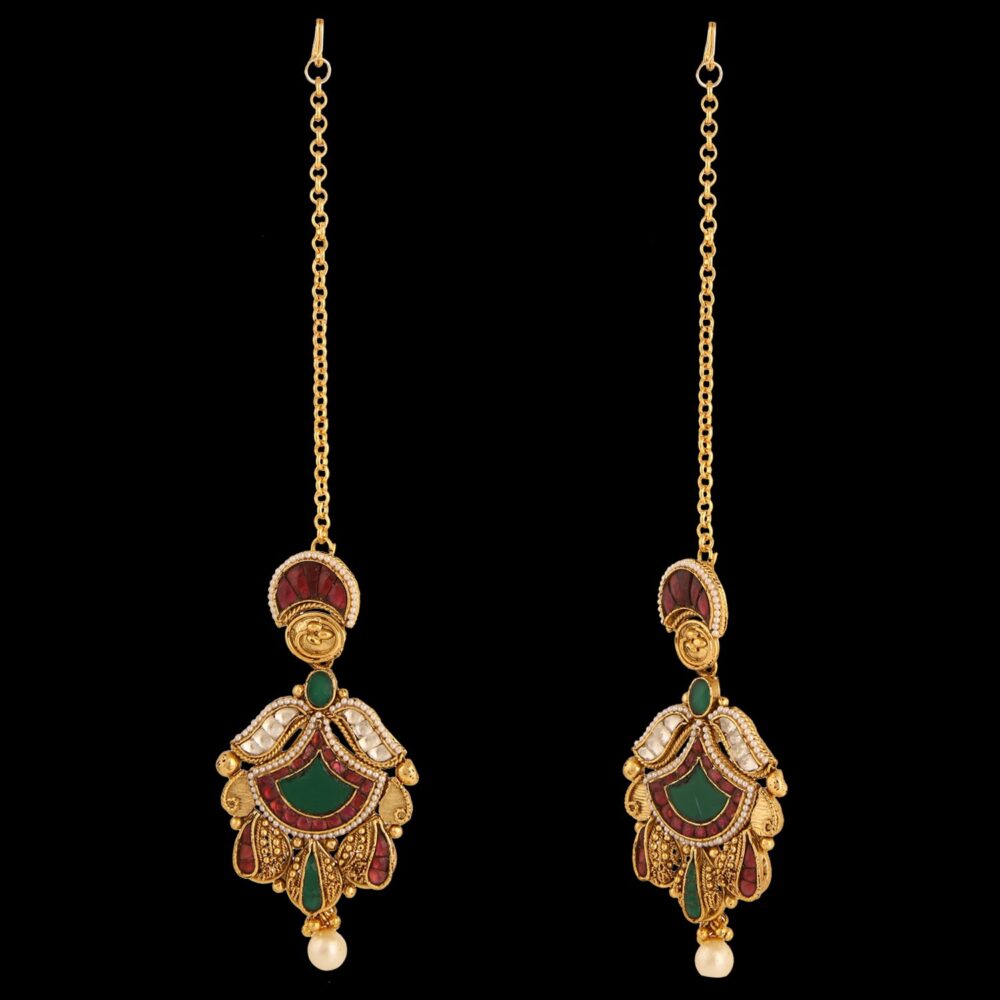 Gold finish with emerald kundan and pearl nose ring - Image 7