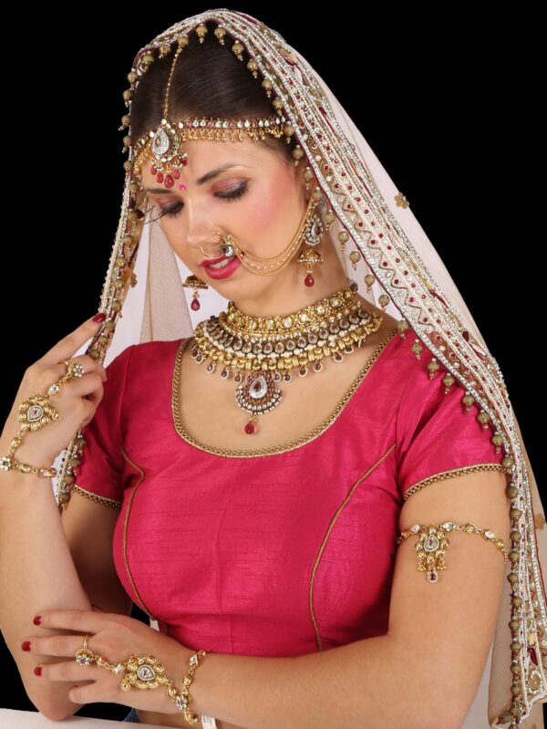 Buy Opulent Kundan Haathphool Bridal JewelryCollection - Image 9