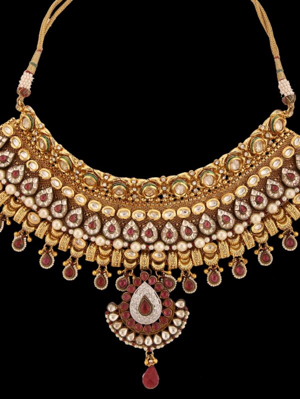 Buy Opulent Kundan Haathphool Bridal JewelryCollection - Image 6