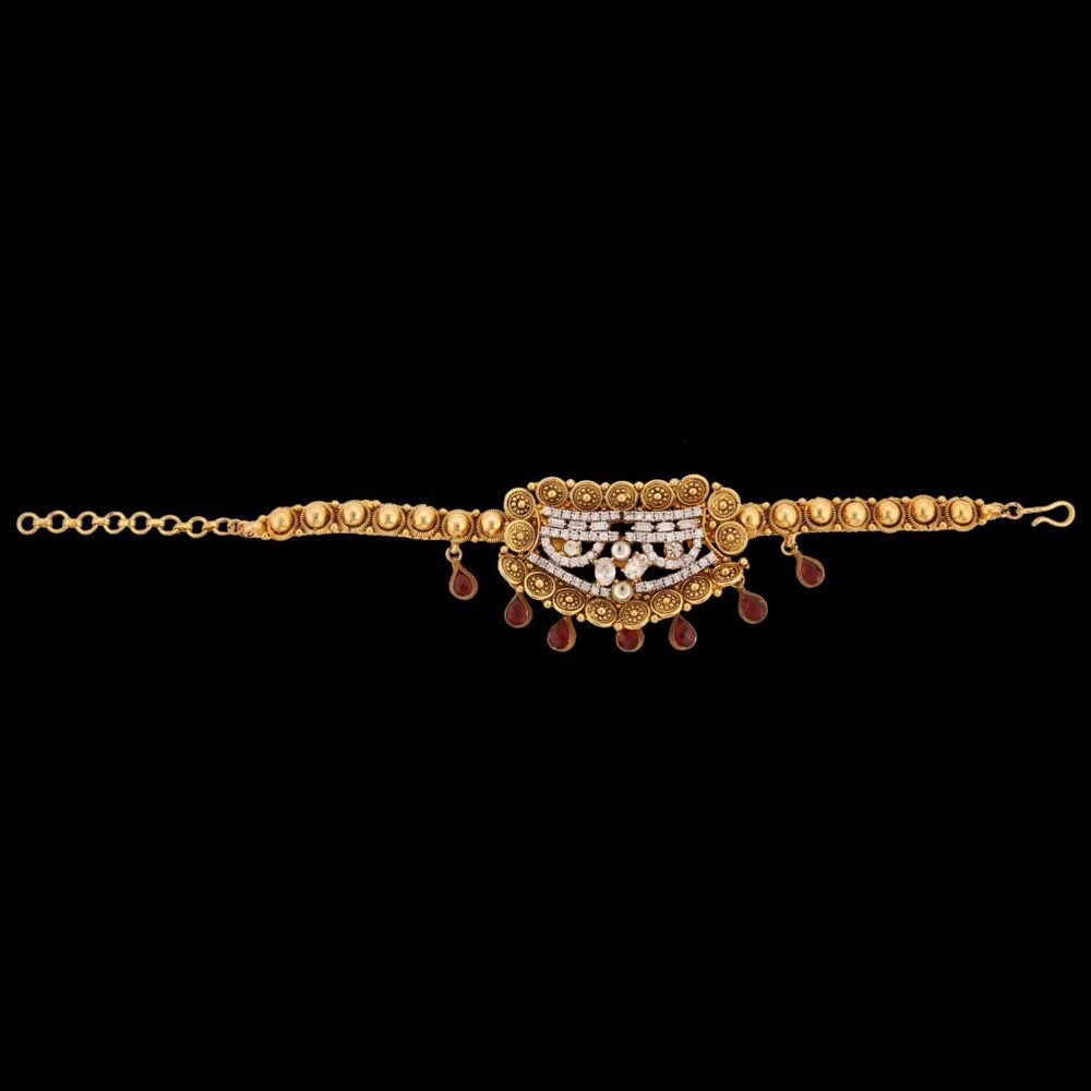 Buy Royal Radiant Reverie American Diamond Necklace Set - Image 3
