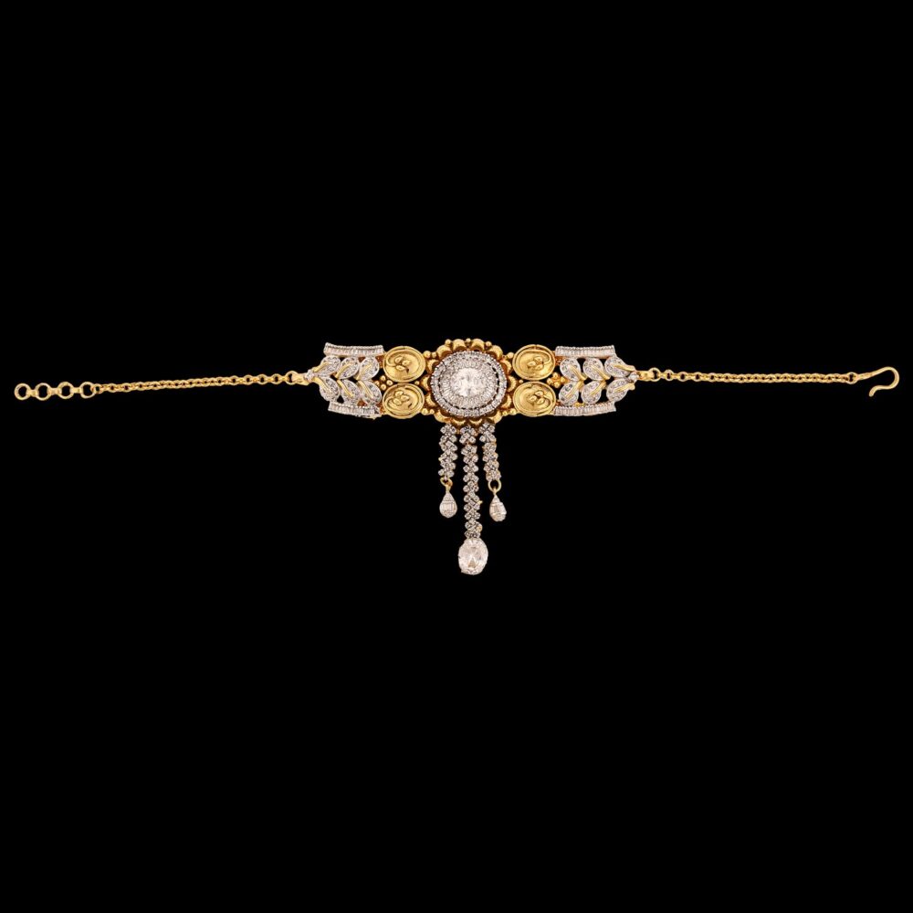 Gold-Polished Cubic Zirconia Bridal Set with Necklace Choker, Earrings, and Maang Tikka - Image 2