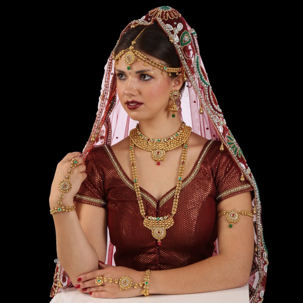 Buy Pretty Exclusive Semi Gold Precious Damini/ Kundan Jewelry set
