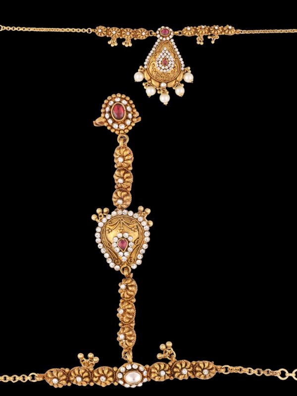 Buy Classic Kundan Bridal Set and (Nose Ring) - Image 4