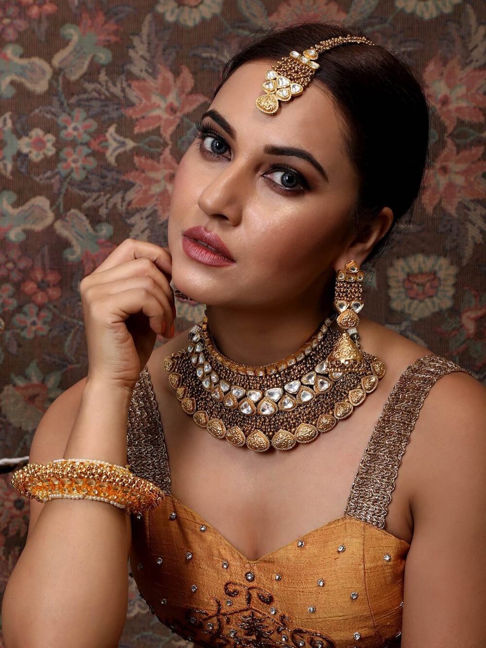 Buy Ethereal Kundan Rani Haar Set