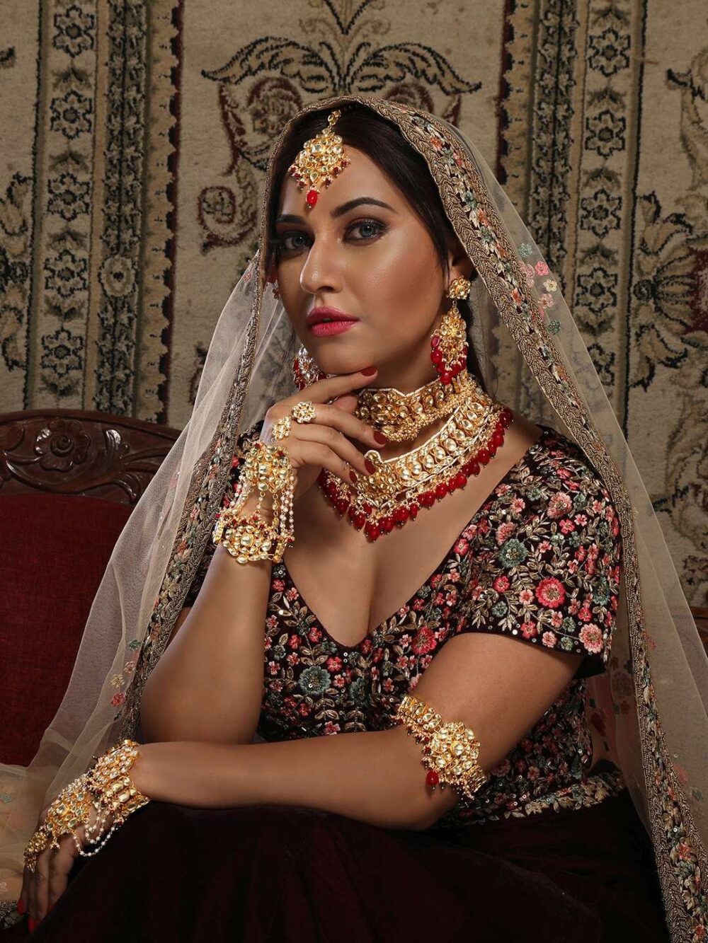 Buy Exquisite Kundan Jadau Collection - Image 3
