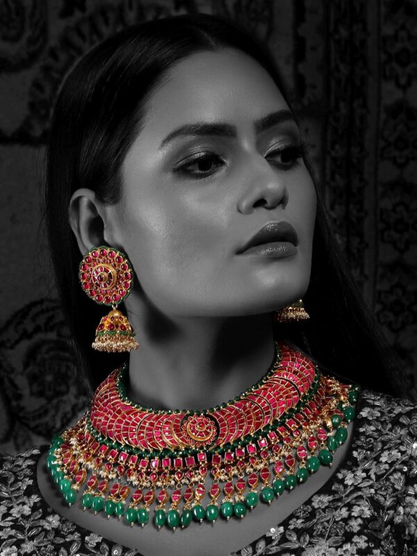Buy Kundan Rani Haar with Maang Tikka - Image 4