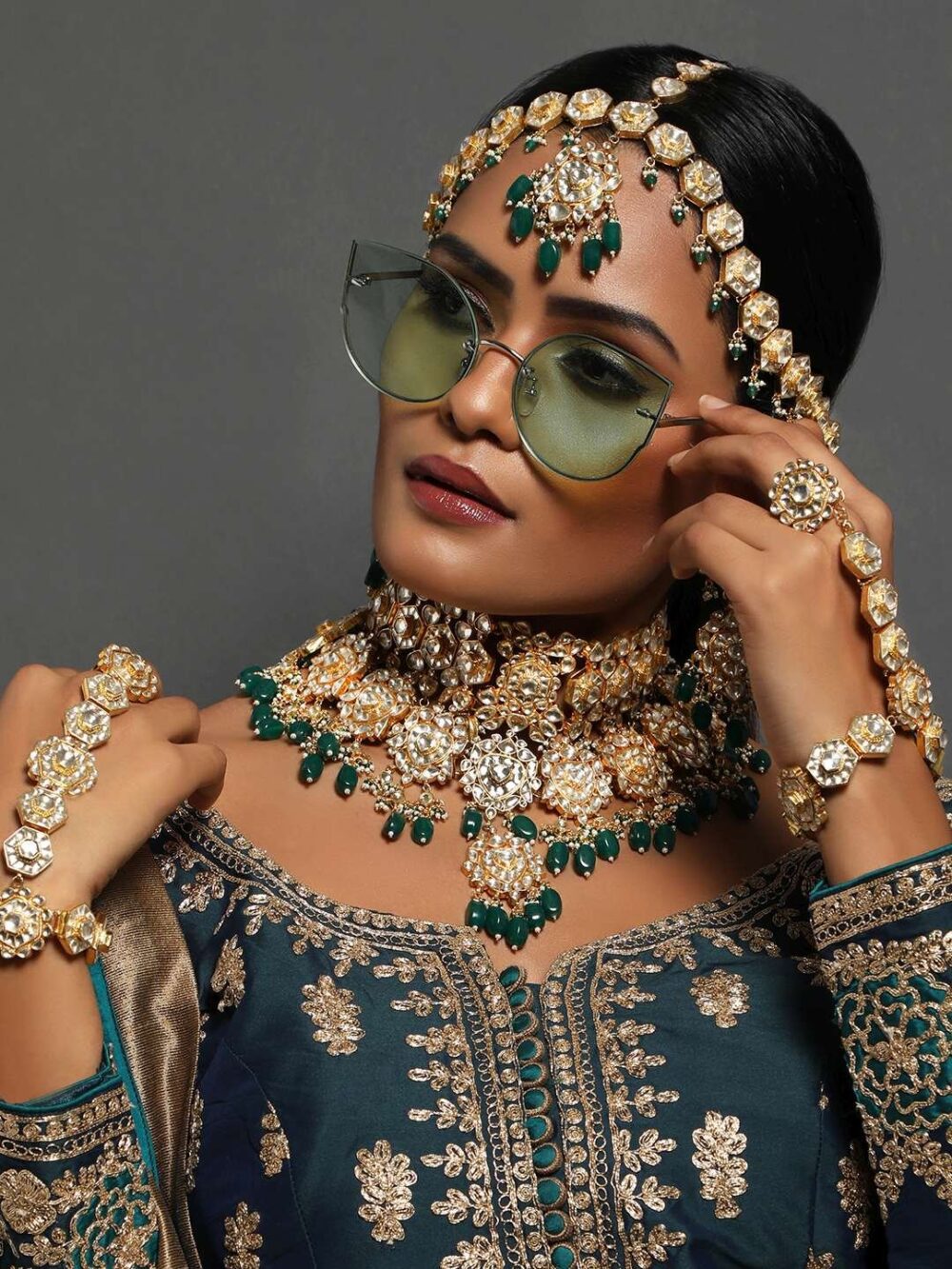 Buy Timeless Kundan Bridal Masterpiece - Image 3