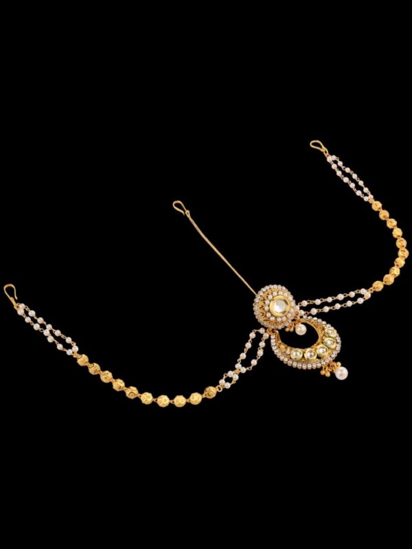 Vilandi Kundan, Pearl And Gold Finish Borla - Image 3