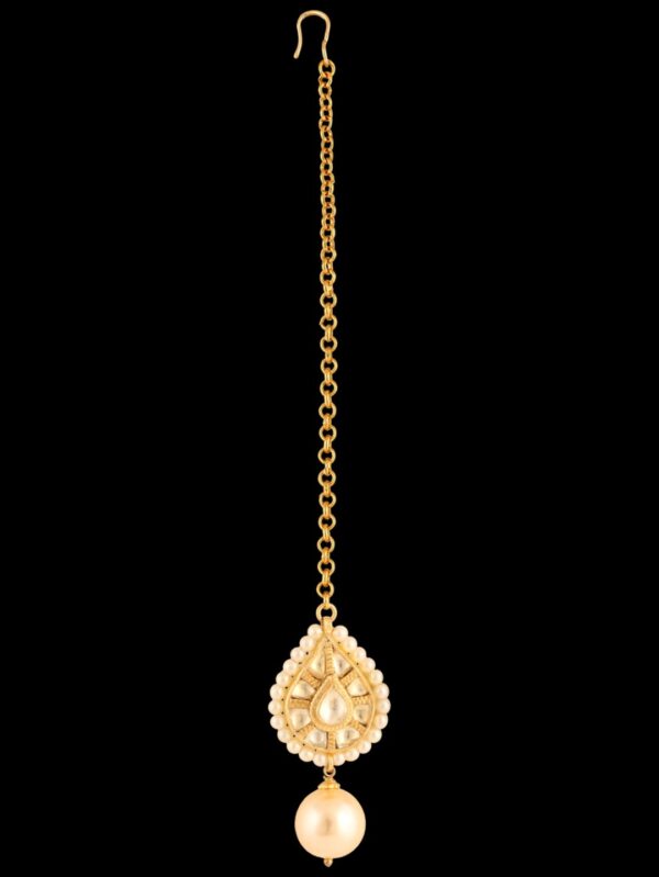 EYE CATCHING WHITE MINI KUNDAN TIKKA FOR WOMEN - Image 5