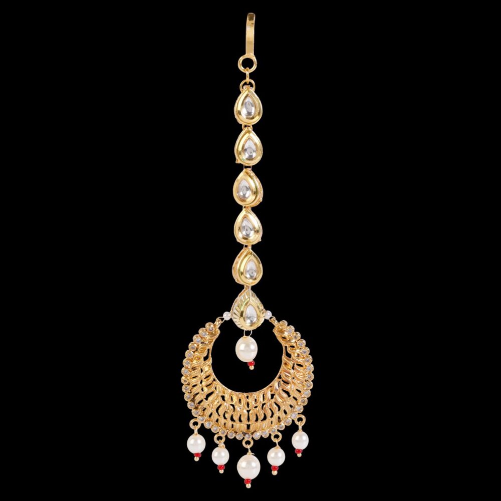 Elegant White Moti Pear Style Latkan Tikka/ Chain/ Passa - Image 4