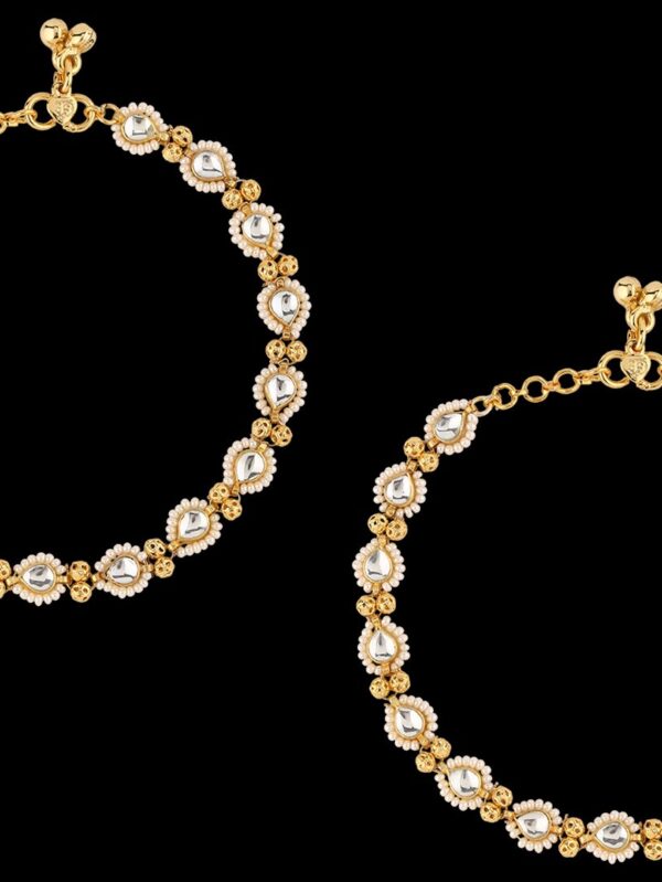 Buy Semi Precious Kundan & Pearls Pag Paan/Payal - Image 5